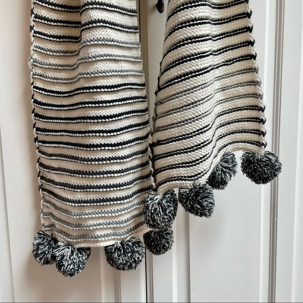 American Eagle Gray and Cream Striped Scarf with Pom Poms - Picture 3 of 6
